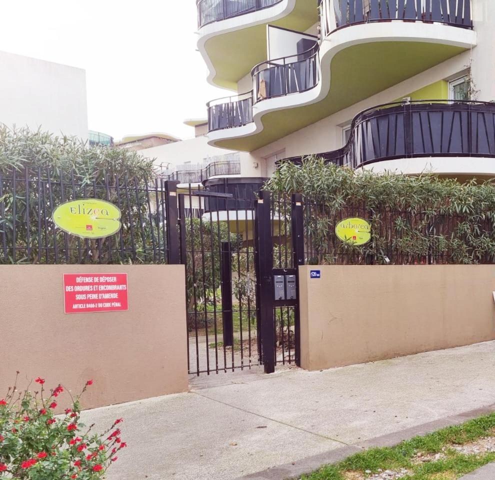 Grand Appartement Avec Garage Et Terrasse Castelnau-le-Lez Exterior photo